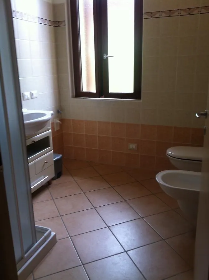 Appartamento borgo antico San Felice del Benaco 0*,  Italia